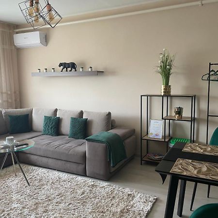 Bella Apartman Debrecen Apartment Екстериор снимка