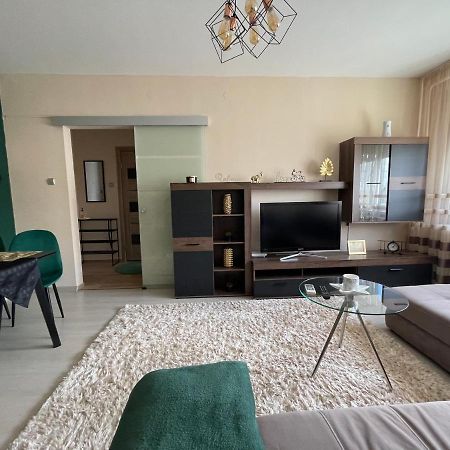 Bella Apartman Дебрецен Екстериор снимка